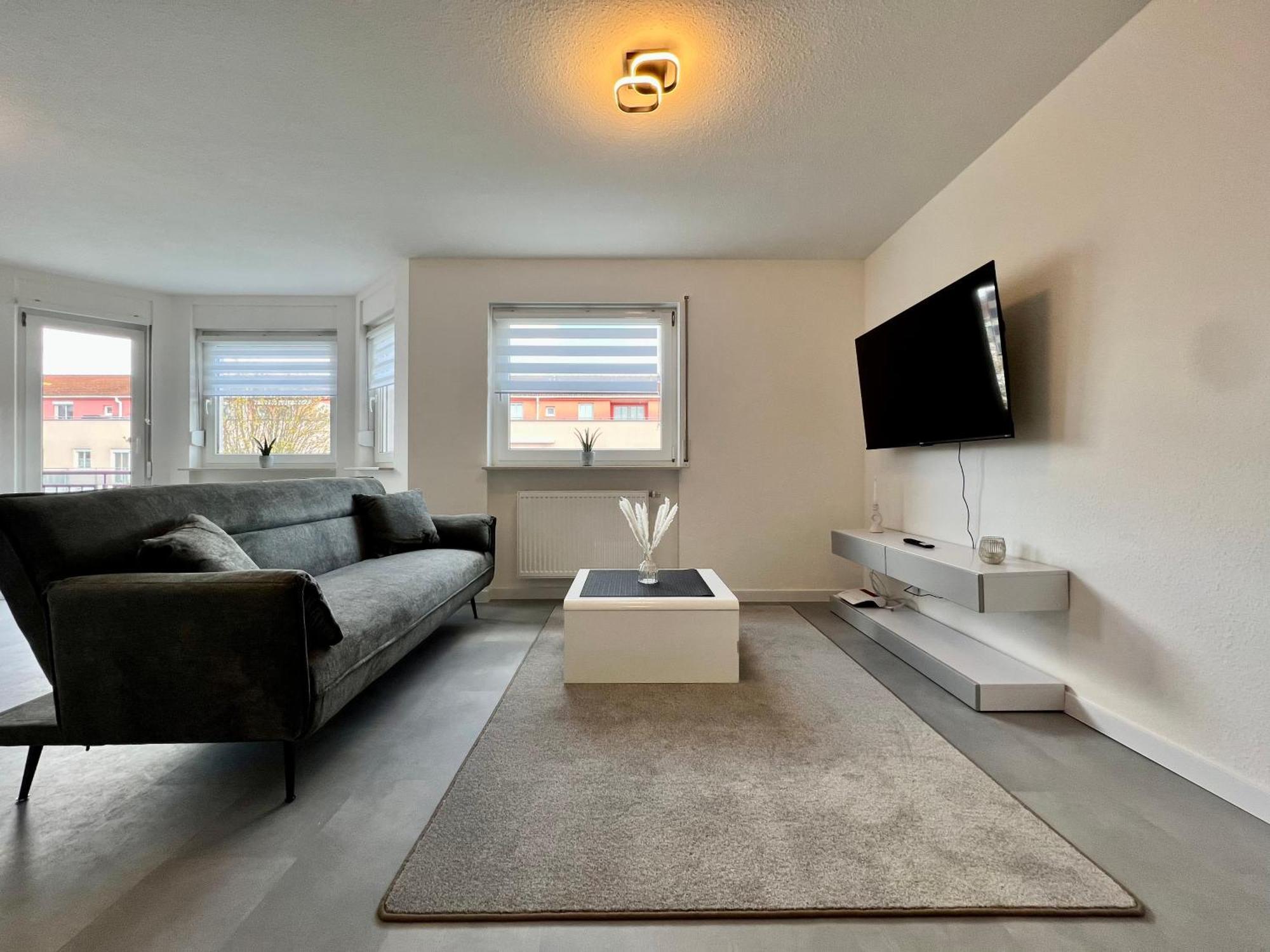 Designer Central Living Karlsruhe Wlan & Fire Tv Stick 외부 사진